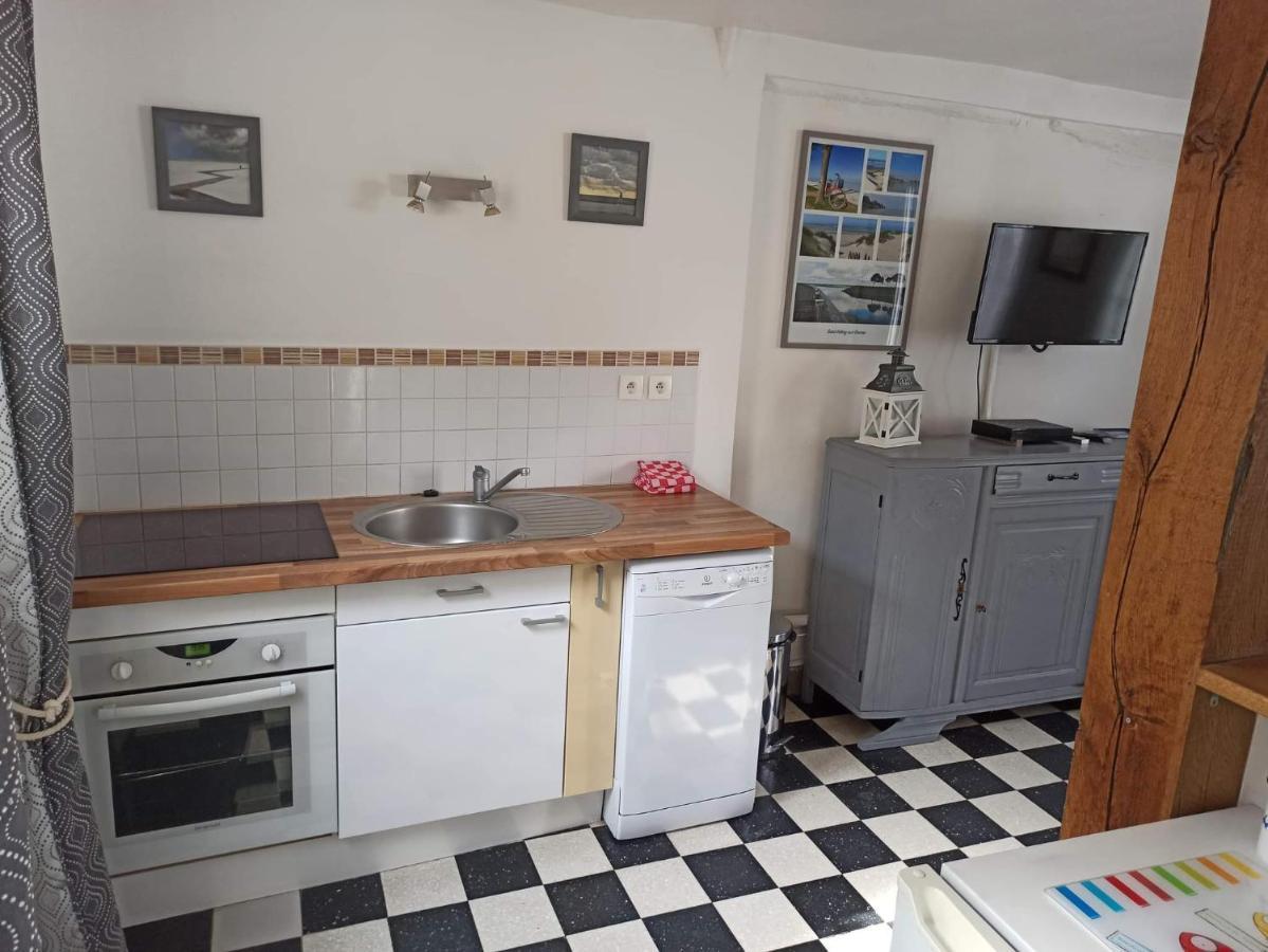 L'Estacade : maison de pecheur Saint-Valery-sur-Somme Extérieur photo