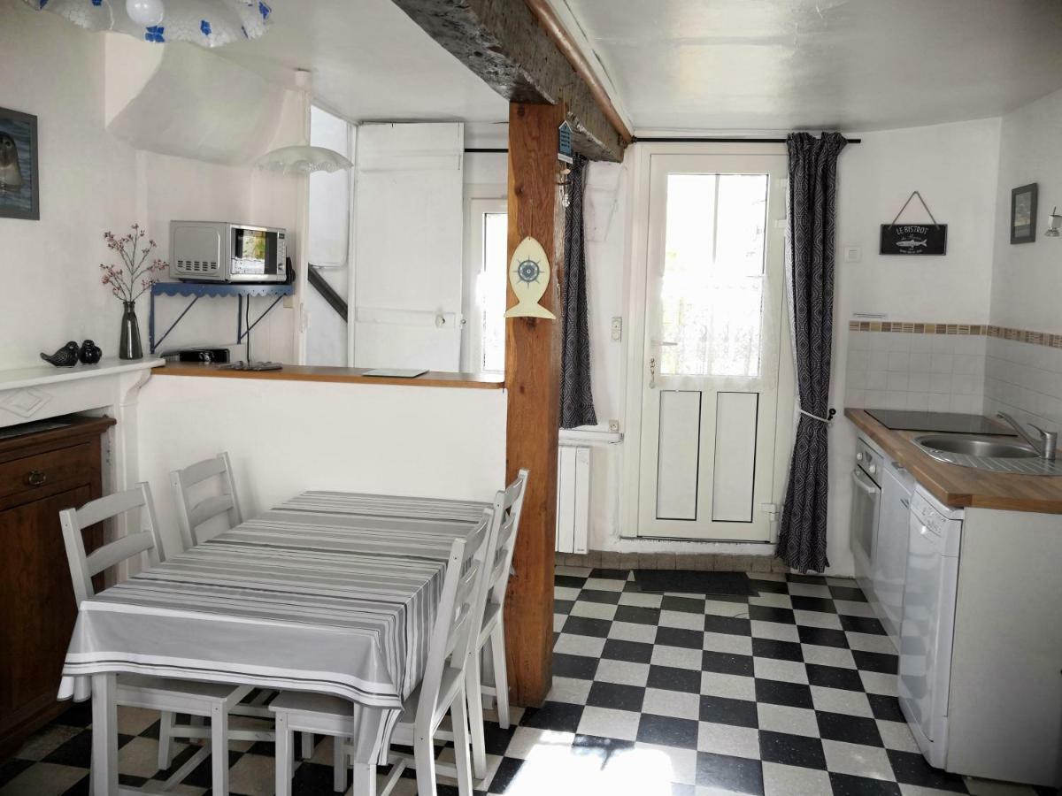 L'Estacade : maison de pecheur Saint-Valery-sur-Somme Extérieur photo